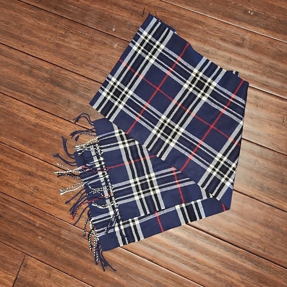italy design Accessories - 100% Cashmere scarf